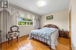 7 DAYSTROM DRIVE | Toronto Ontario | Slide Image Sixteen