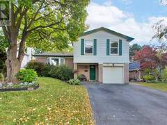 151 CLIFFWOOD ROAD Toronto Ontario, M2H 2E3