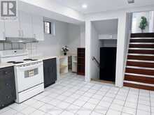6 SNOWHILL CRESCENT | Toronto Ontario | Slide Image Seventeen