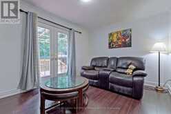64 LINDSAY AVENUE | Newmarket Ontario | Slide Image Fourteen