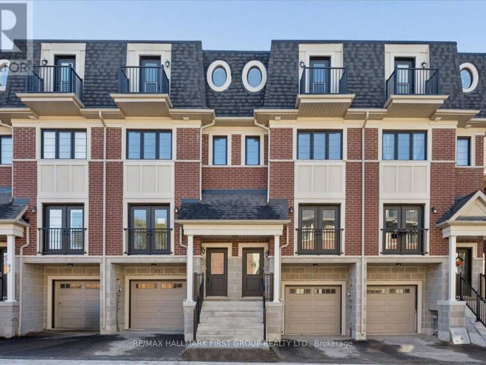 39 MARRET LANE, Clarington, Ontario L1B 0X2