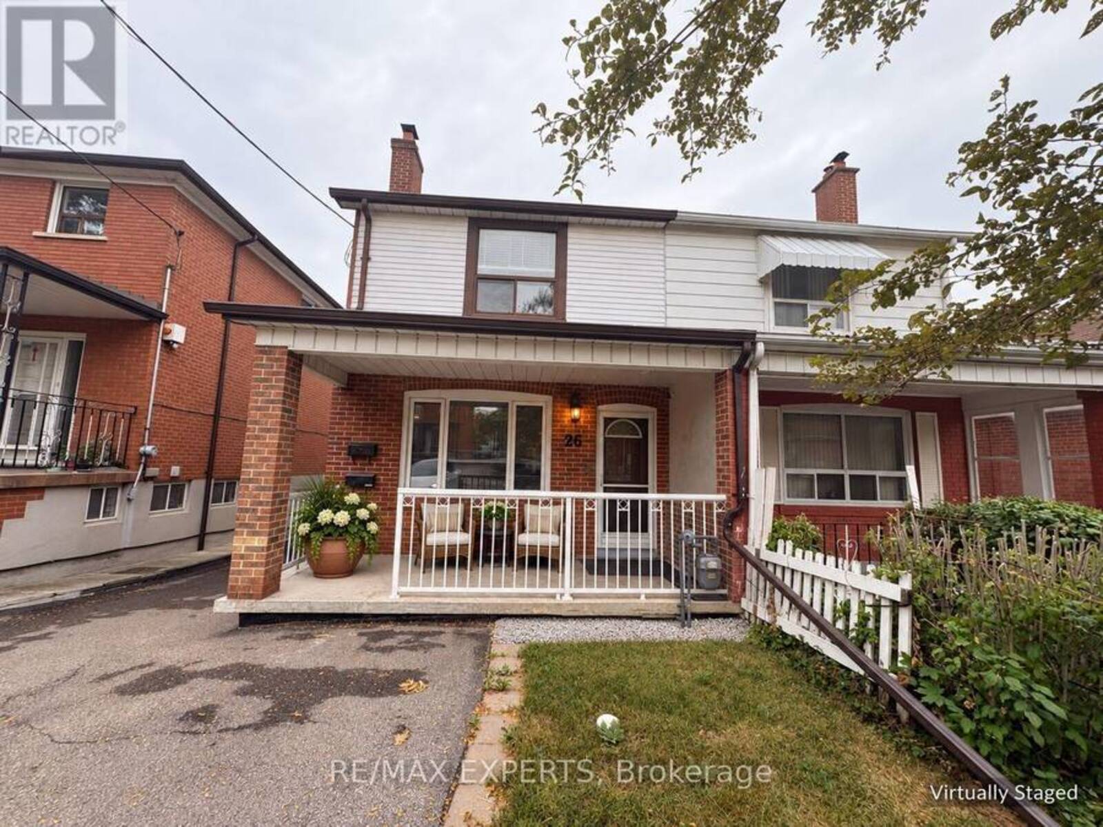 26 GRANDVILLE AVENUE, Toronto, Ontario M6N 4T9