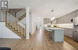 5691 CHURCHS LANE | Niagara Falls Ontario | Slide Image Fifteen