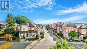 18 LOVEGROVE LANE | Ajax Ontario | Slide Image Twelve