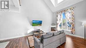 18 LOVEGROVE LANE | Ajax Ontario | Slide Image Four