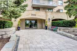 110 - 2500 RUTHERFORD ROAD | Vaughan Ontario | Slide Image Two