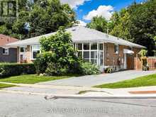 175 PENN AVENUE | Newmarket Ontario | Slide Image One