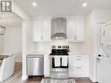 175 PENN AVENUE | Newmarket Ontario | Slide Image Nine