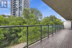 107 - 2230 LAKE SHORE BOULEVARD W | Toronto Ontario | Slide Image Ten