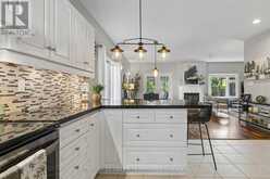 2024 GROVETREE LANE | Burlington Ontario | Slide Image Fifteen