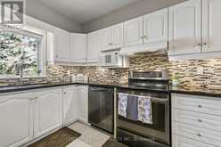 2024 GROVETREE LANE | Burlington Ontario | Slide Image Sixteen
