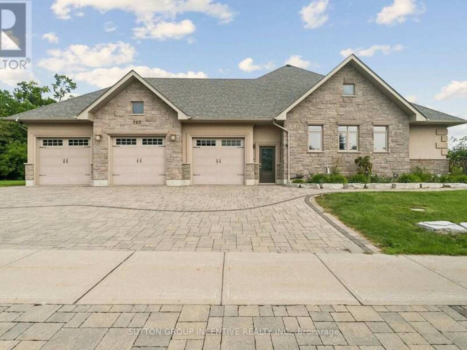 260 SUNNYBRAE AVENUE, Innisfil, Ontario L9S 1J1