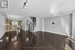 370 DOAK LANE | Newmarket Ontario | Slide Image Twelve