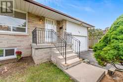 55 SUN ROW DRIVE | Toronto Ontario | Slide Image Four