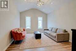 249 LADYSLIPPER DRIVE | Waterloo Ontario | Slide Image Ten