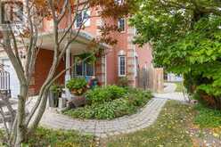 18 NAPIER COURT | Whitby Ontario | Slide Image Two