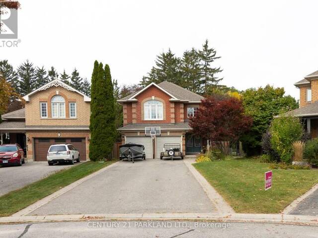 18 NAPIER COURT Whitby Ontario, L1M 1H1 - 5 Bedrooms Home For Sale