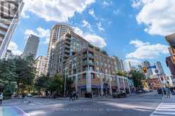 70 ALEXANDER STREET | Toronto Ontario | Slide Image Thirty