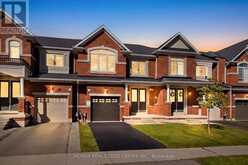 7 HEMING TRAIL | Ancaster Ontario | Slide Image One