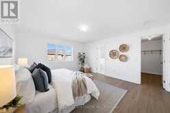 7 HEMING TRAIL | Ancaster Ontario | Slide Image Thirty-two