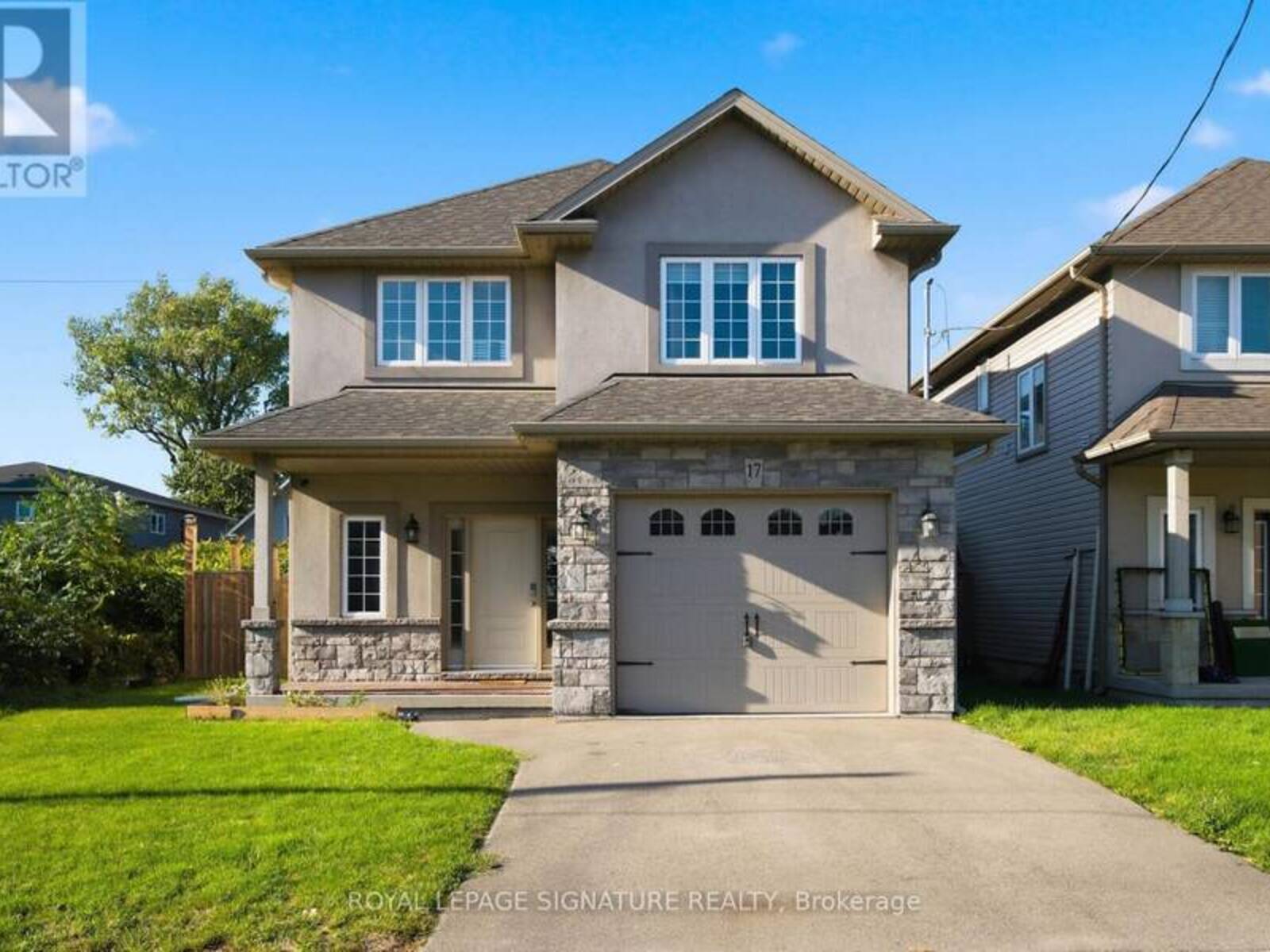 17 LAGOON AVENUE, Hamilton, Ontario L8H 7C4