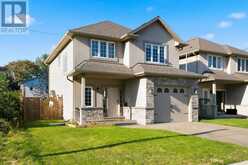 17 LAGOON AVENUE | Hamilton Ontario | Slide Image Two