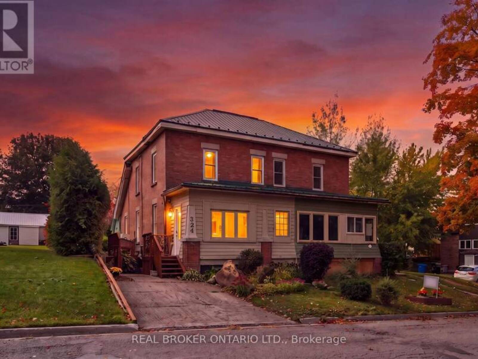 324 DALY STREET, Minto, Ontario N0G 2P0