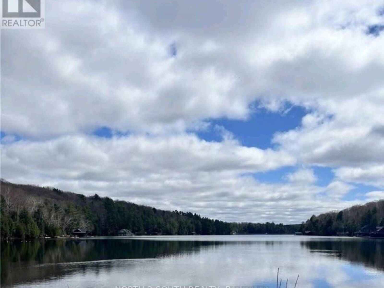 28 WOODLAND DRIVE, Rosseau, Ontario P0C 1J0