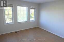 111 MILLCLIFF CIRCLE | Aurora Ontario | Slide Image Twelve
