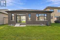 18 MCKAY AVENUE | Lindsay Ontario | Slide Image Fifty