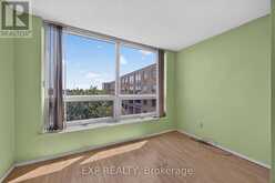 716 - 326 MAJOR MACKENZIE DRIVE E | Richmond Hill Ontario | Slide Image Twelve