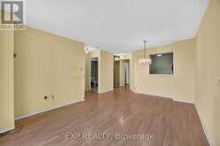 716 - 326 MAJOR MACKENZIE DRIVE E | Richmond Hill Ontario | Slide Image Seven