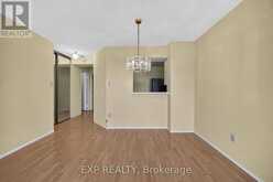 716 - 326 MAJOR MACKENZIE DRIVE E | Richmond Hill Ontario | Slide Image Eight