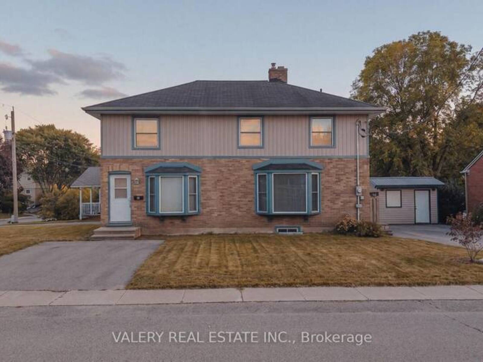 752 SHERRING STREET, Cambridge, Ontario N3H 2X4
