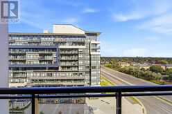 719 - 405 DUNDAS STREET W | Oakville Ontario | Slide Image Seventeen