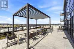 719 - 405 DUNDAS STREET W | Oakville Ontario | Slide Image Thirty