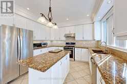 66 CHAYA SARA GARDENS | Vaughan Ontario | Slide Image Ten