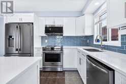 37 JOLIETTE PLACE | Georgina Ontario | Slide Image Fifteen