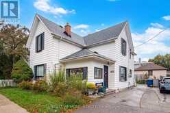 403 PARK AVENUE | Newmarket Ontario | Slide Image One