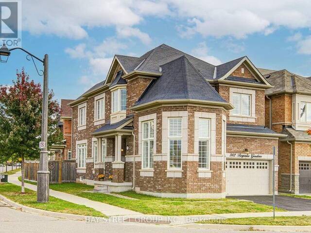 382 BEGONIA GARDENS Oakville Ontario, L6M 1L7 - 4 Bedrooms Home For Sale