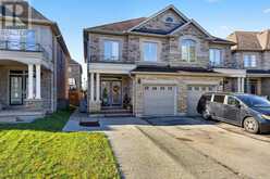 58 SUMMERBERRY WAY | Hamilton Ontario | Slide Image Two