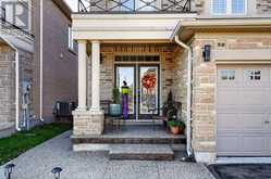 58 SUMMERBERRY WAY | Hamilton Ontario | Slide Image Three