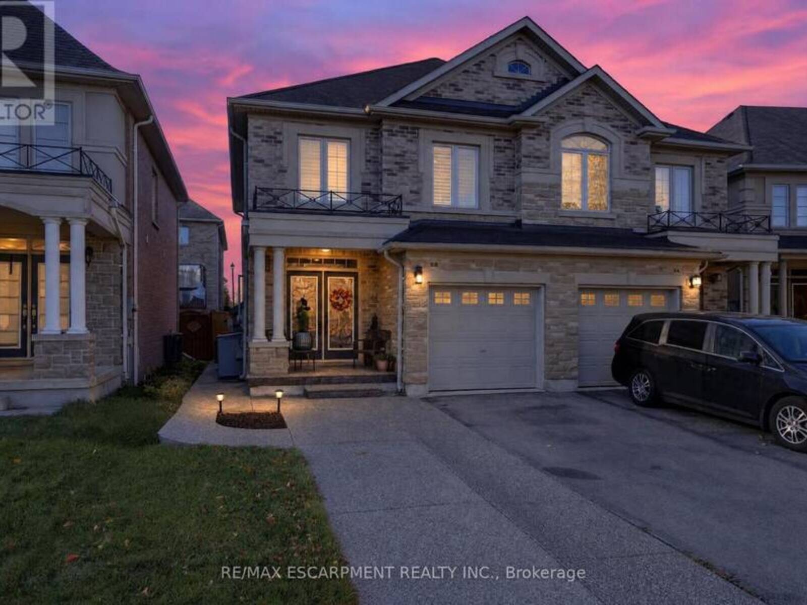 58 SUMMERBERRY WAY, Hamilton, Ontario L9B 0G2