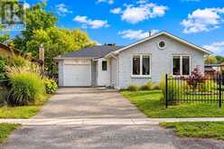 151 BAYVIEW DRIVE | Barrie Ontario | Slide Image Two