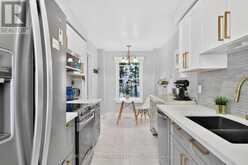 53 - 2915 HEADON FOREST DRIVE | Burlington Ontario | Slide Image Seven
