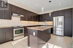 11 HERBERT WALES CRESCENT | Markham Ontario | Slide Image Eighteen