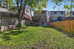 122 MOSS PLACE | Guelph Ontario | Slide Image Forty