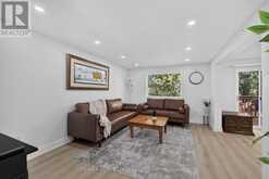 122 MOSS PLACE | Guelph Ontario | Slide Image Eight