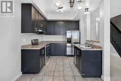 22 - 8 LAKELAWN ROAD | Grimsby Ontario | Slide Image Sixteen
