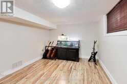 251 CHALFIELD LANE | Mississauga Ontario | Slide Image Fifteen